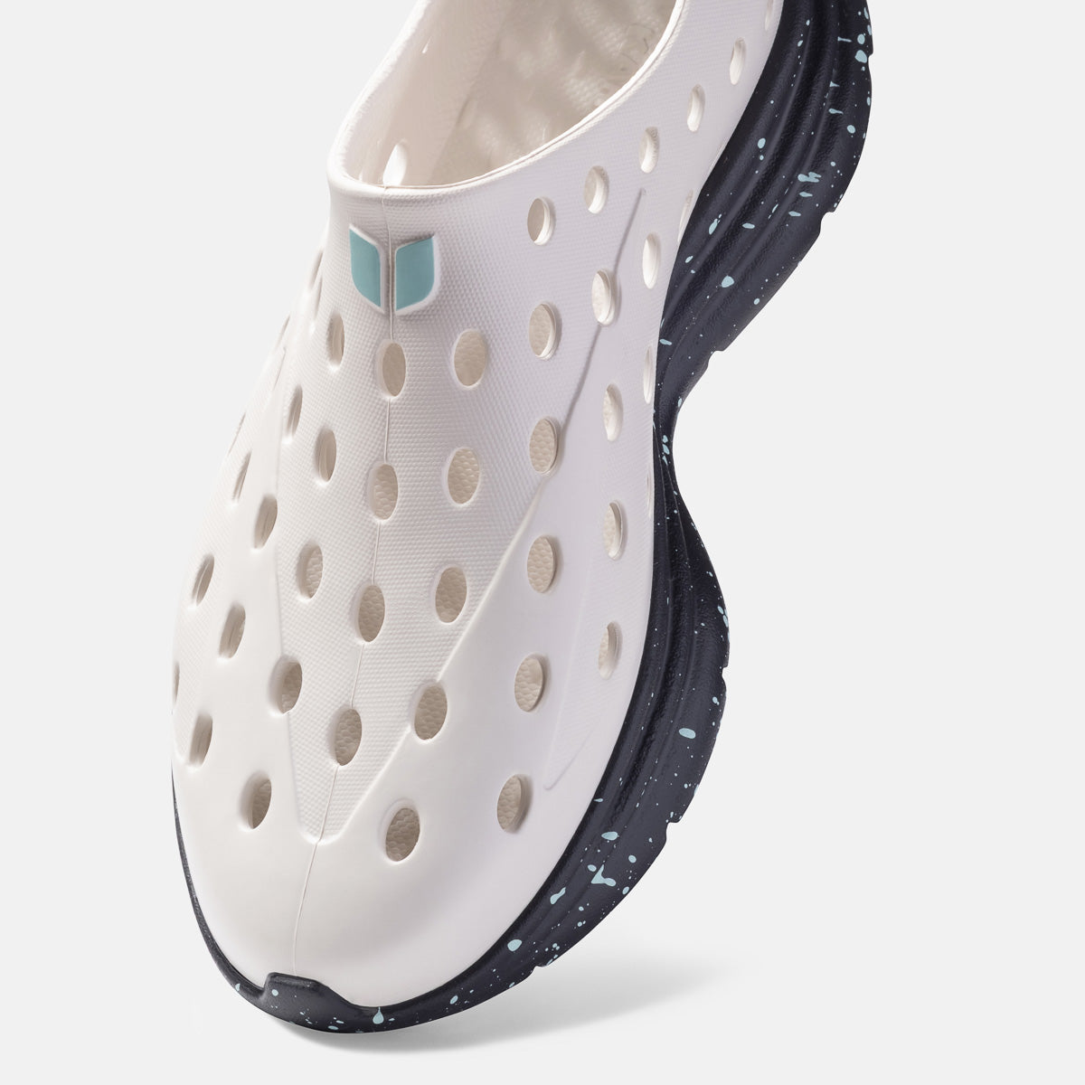Revive - Seaside / Black Speckle