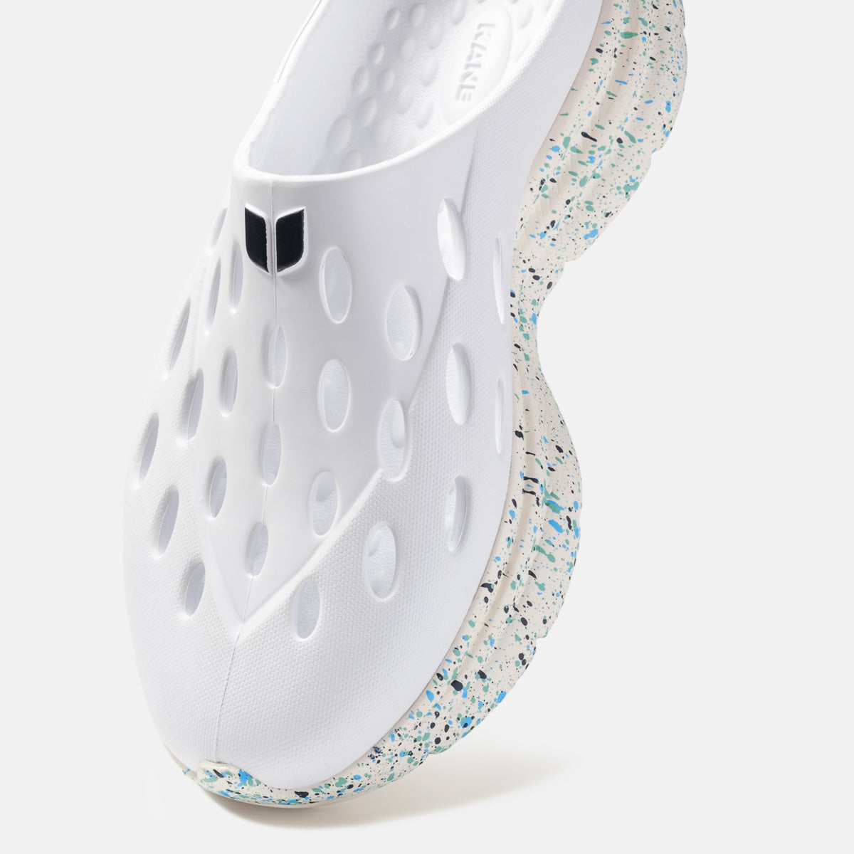 Revive OB - White / Antique White Speckle
