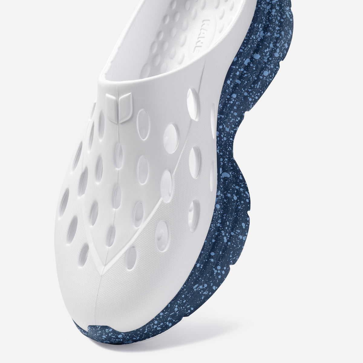 Revive OB - White / Indigo Speckle