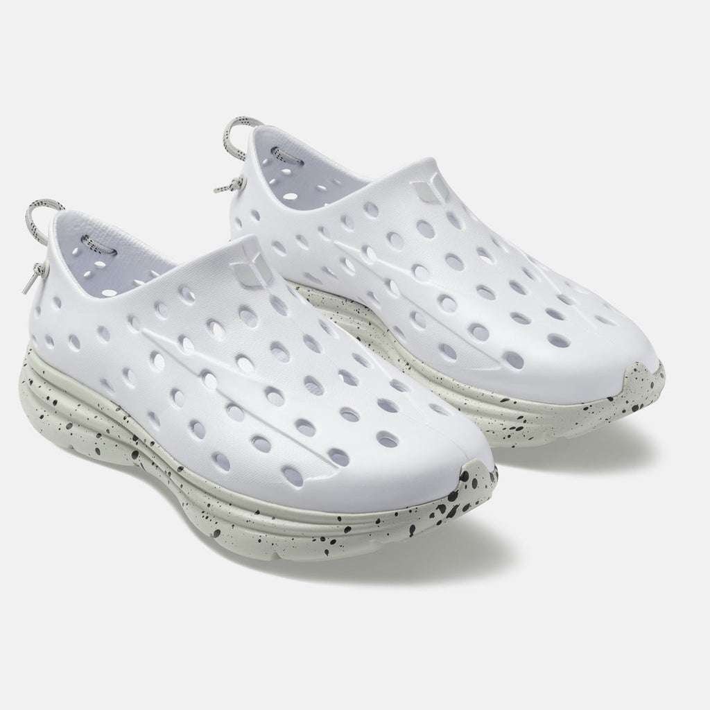 Revive - White / Gray Speckle