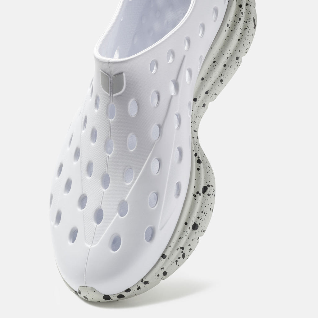 Revive - White / Gray Speckle
